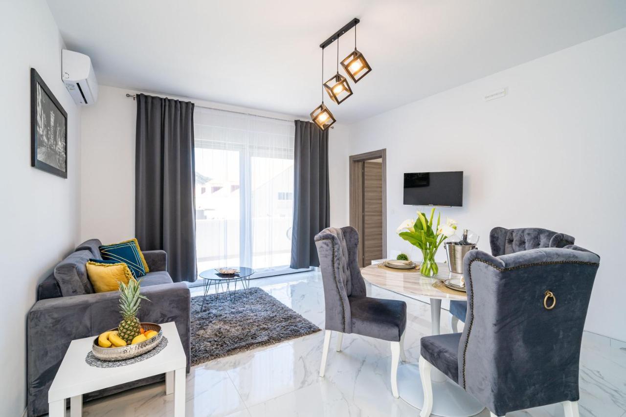 Olive Apartment *